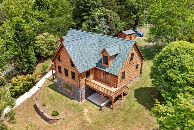 104 Pebble Brook LN, Moneta, VA 24121