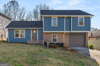 4933 Park West Drive, Stone Mountain, GA 30088