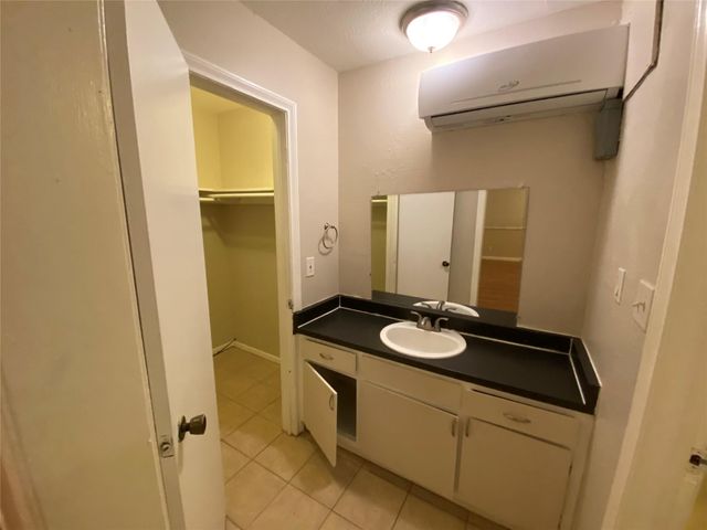 502 West Alabama Street 18, Houston, TX 77006