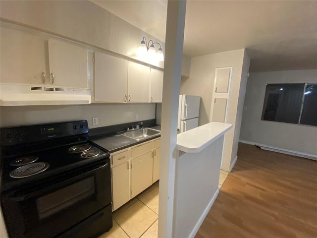 502 West Alabama Street 18, Houston, TX 77006