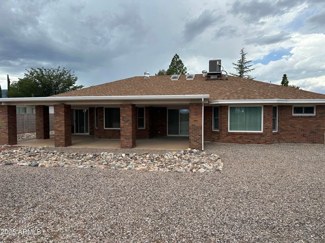 2413 S PLAYER Avenue, Sierra Vista, AZ 85650