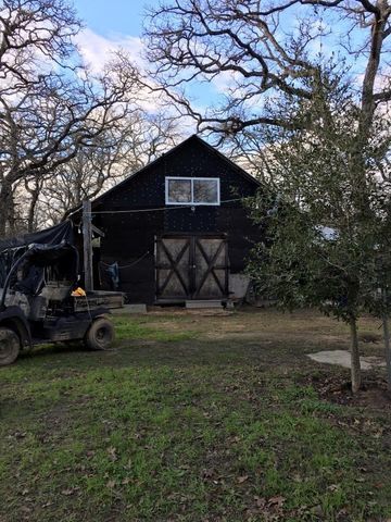 1803 Doe Run Drive, Cistern, TX 78959