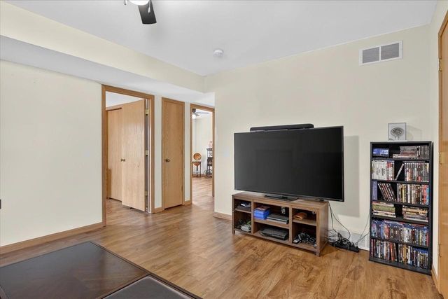 1201 Winston Drive, Edgerton, WI 53534