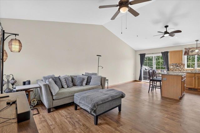 1201 Winston Drive, Edgerton, WI 53534