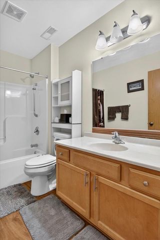 1201 Winston Drive, Edgerton, WI 53534