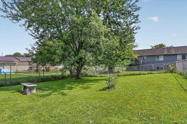 1201 Winston Drive, Edgerton, WI 53534