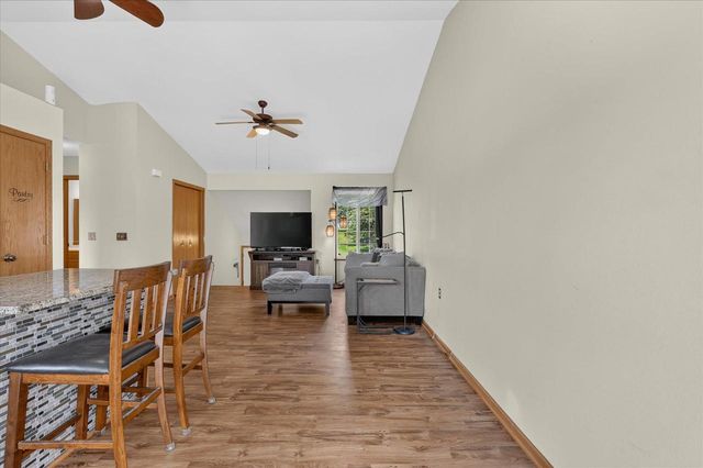 1201 Winston Drive, Edgerton, WI 53534