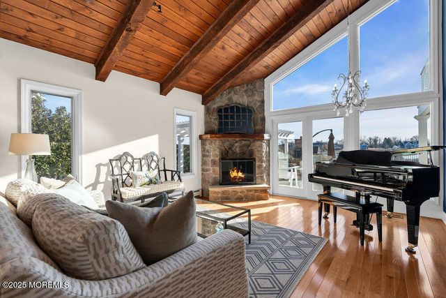 1 Carriage House Lane, Little Silver, NJ 07739