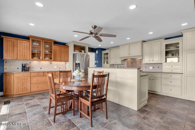 1 Carriage House Lane, Little Silver, NJ 07739