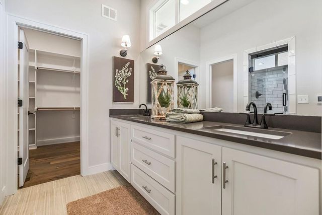 25055 W 141st Street, Olathe, KS 66061