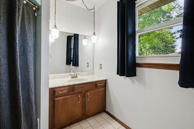 1594 Sunnyslope Drive, Crown Point, IN 46307
