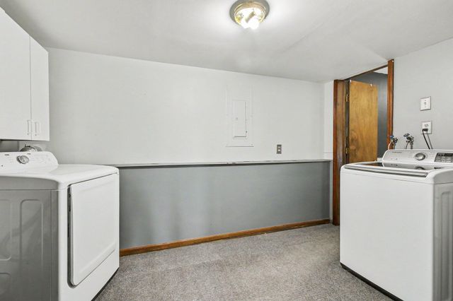 1594 Sunnyslope Drive, Crown Point, IN 46307
