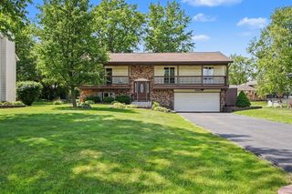 1594 Sunnyslope Drive, Crown Point, IN 46307