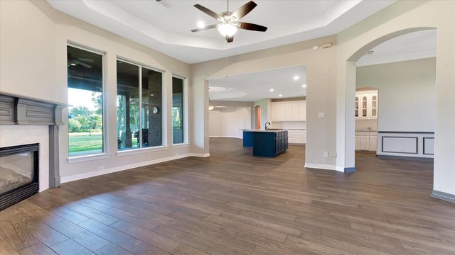 9011 Lady Laura Lane, Richmond, TX 77469