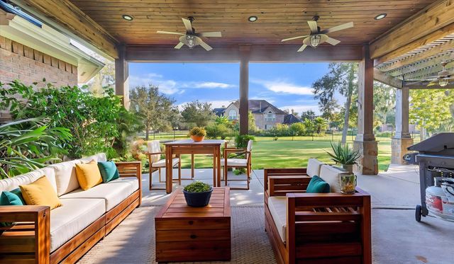 9011 Lady Laura Lane, Richmond, TX 77469