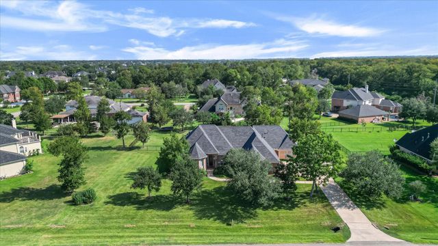 9011 Lady Laura Lane, Richmond, TX 77469