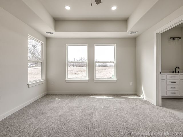 1831 Rockford Drive, Eufaula, OK 74432