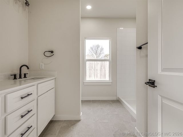 1831 Rockford Drive, Eufaula, OK 74432