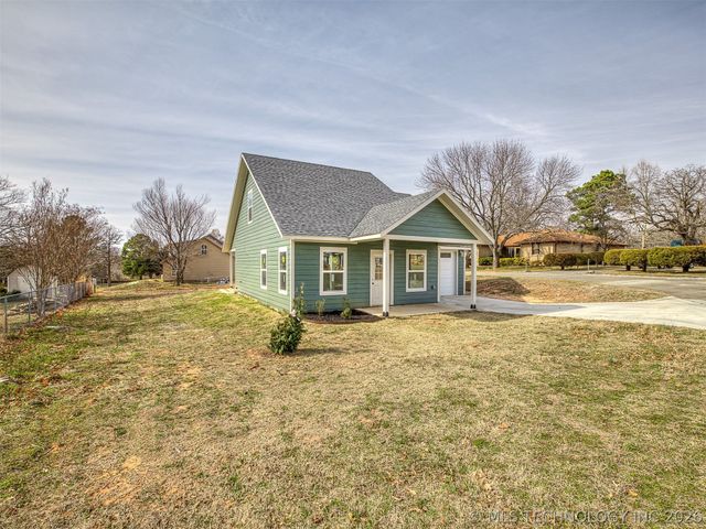 1831 Rockford Drive, Eufaula, OK 74432