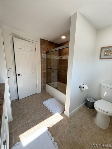 6035 Whitegate Crossing, Clarence, NY 14051