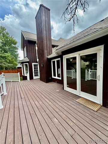 6035 Whitegate Crossing, Clarence, NY 14051