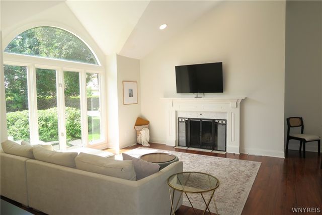 6035 Whitegate Crossing, Clarence, NY 14051