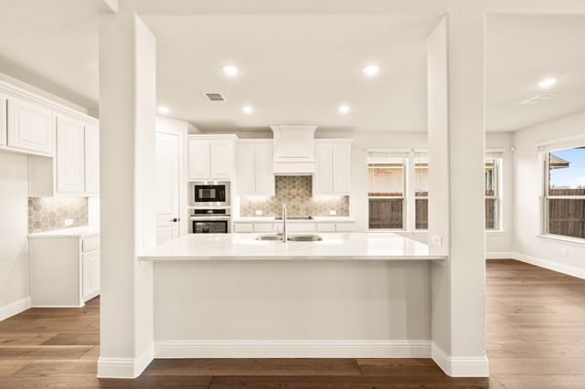 513 Red Maple Road, Waxahachie, TX 75165