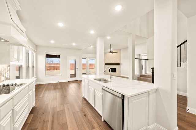 513 Red Maple Road, Waxahachie, TX 75165