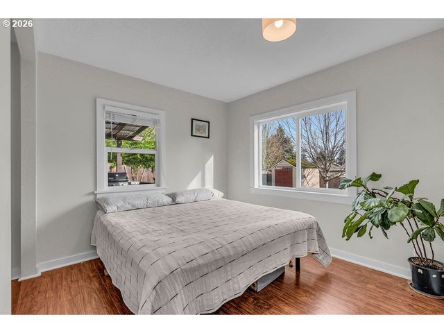 8465 Sw BLAKE St, Tualatin, OR 97062