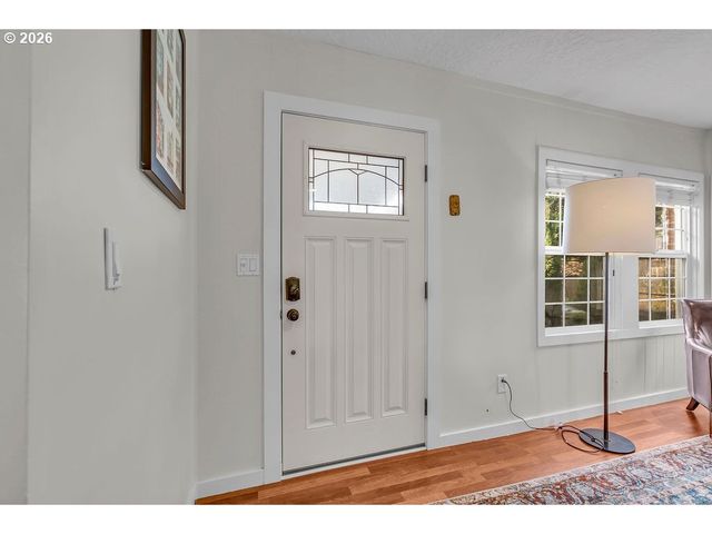 8465 Sw BLAKE St, Tualatin, OR 97062