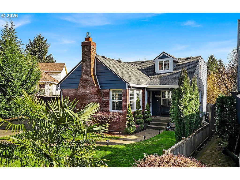 8465 Sw BLAKE St, Tualatin, OR 97062