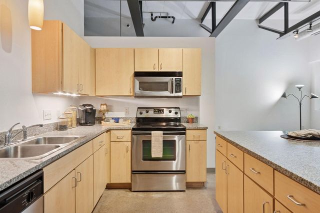 111 E Franklin Avenue 215, Minneapolis, MN 55404