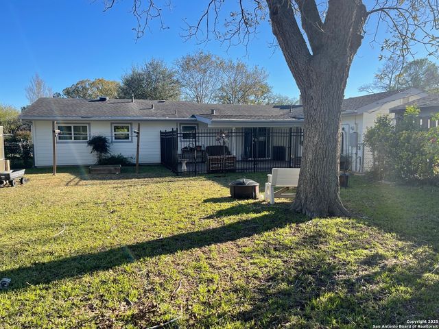 1710 Rosewood, Seguin, TX 78155