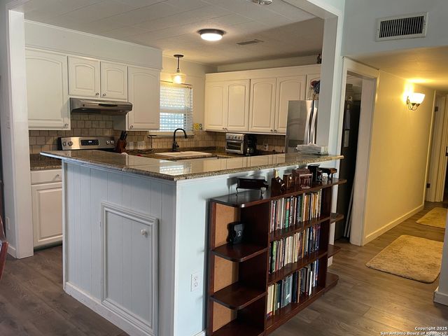 1710 Rosewood, Seguin, TX 78155