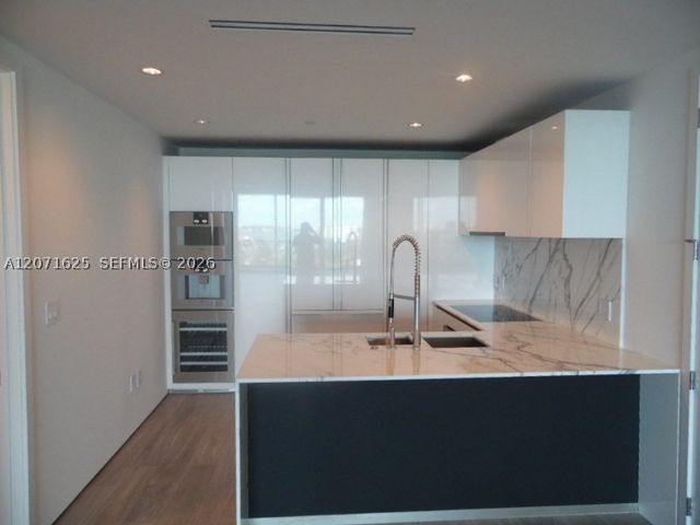 10201 Collins Ave 805, Bal Harbour, FL 33154