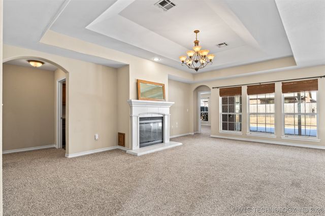 4313 W 6th Street, Skiatook, OK 74070