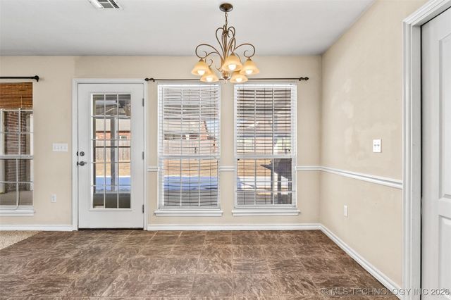 4313 W 6th Street, Skiatook, OK 74070