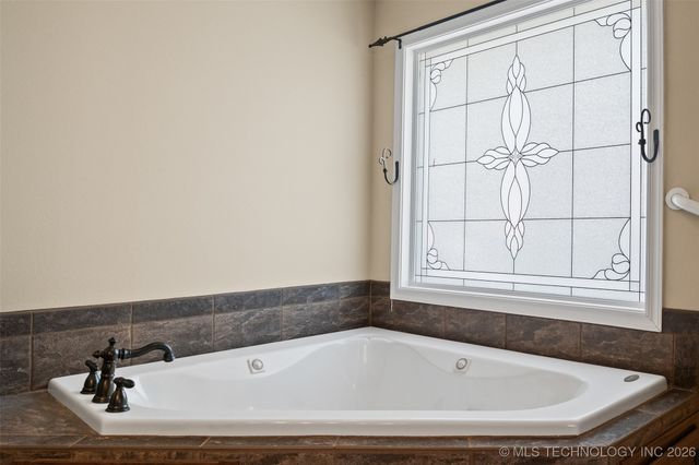 4313 W 6th Street, Skiatook, OK 74070