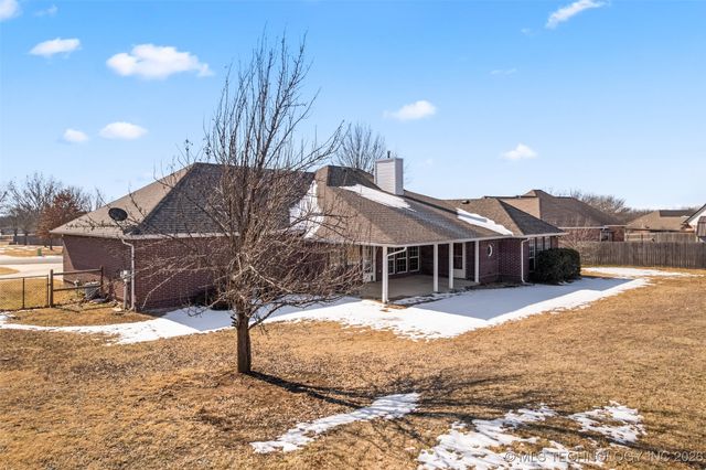 4313 W 6th Street, Skiatook, OK 74070