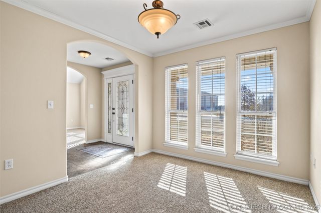 4313 W 6th Street, Skiatook, OK 74070