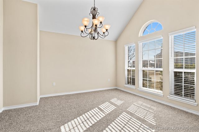 4313 W 6th Street, Skiatook, OK 74070