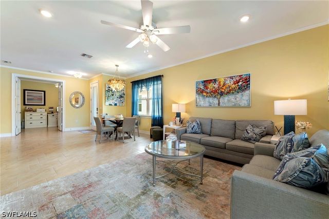 1113 Rolling Brook LN, Naples, FL 34114
