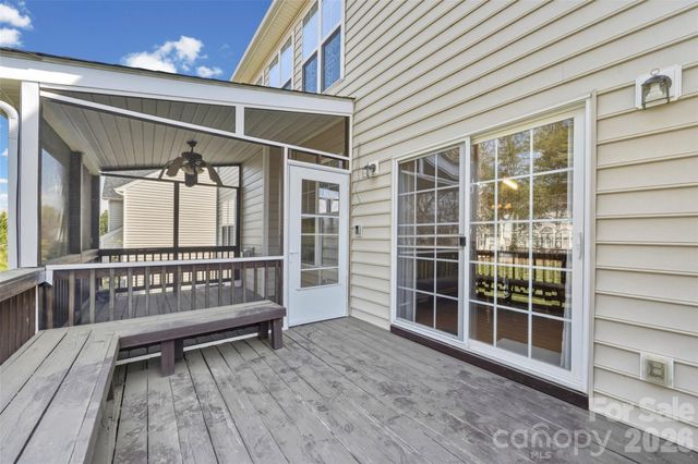 7824 Whisperingwood Drive, Harrisburg, NC 28075