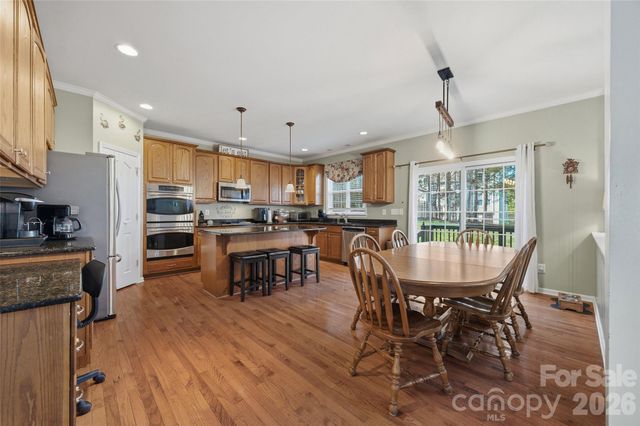 7824 Whisperingwood Drive, Harrisburg, NC 28075