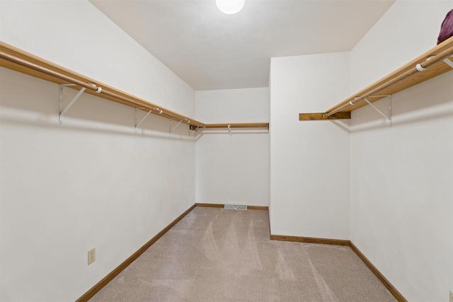 120 E GLENBROOK DRIVE, Pulaski, WI 54162