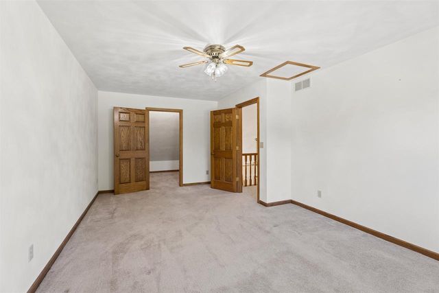 120 E GLENBROOK DRIVE, Pulaski, WI 54162