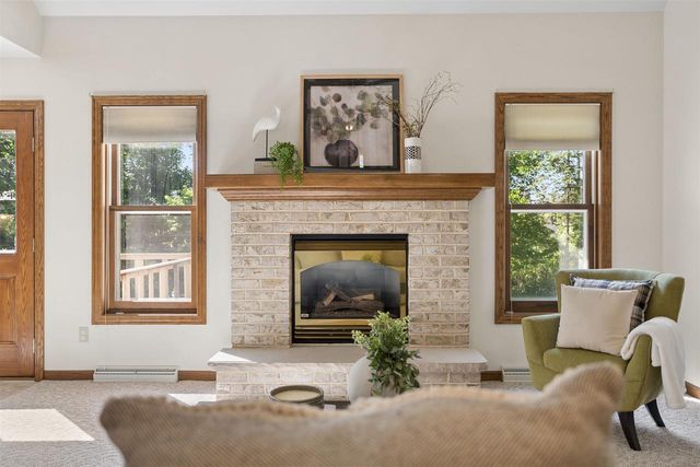 120 E GLENBROOK DRIVE, Pulaski, WI 54162