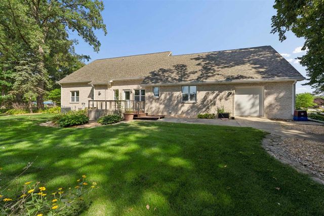 120 E GLENBROOK DRIVE, Pulaski, WI 54162