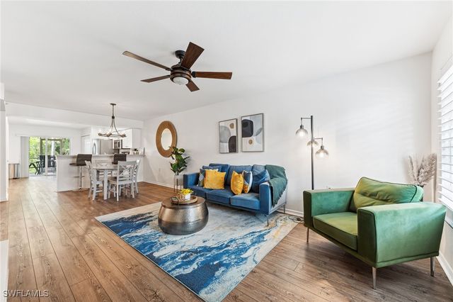 4940 Cougar CT S 104, Naples, FL 34109