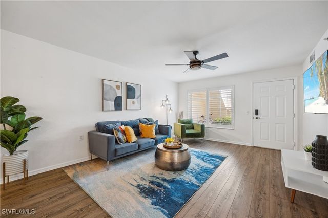 4940 Cougar CT S 104, Naples, FL 34109